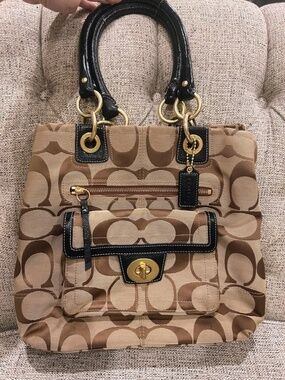 Coach Hampton Signature Satchel